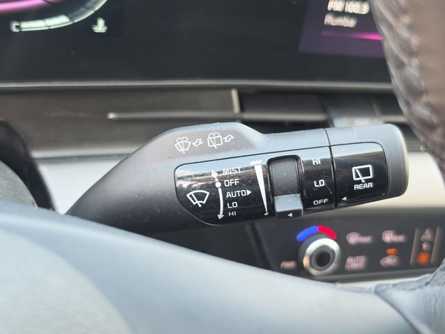 Certified 2025 Kia Sportage EX FWD image 22