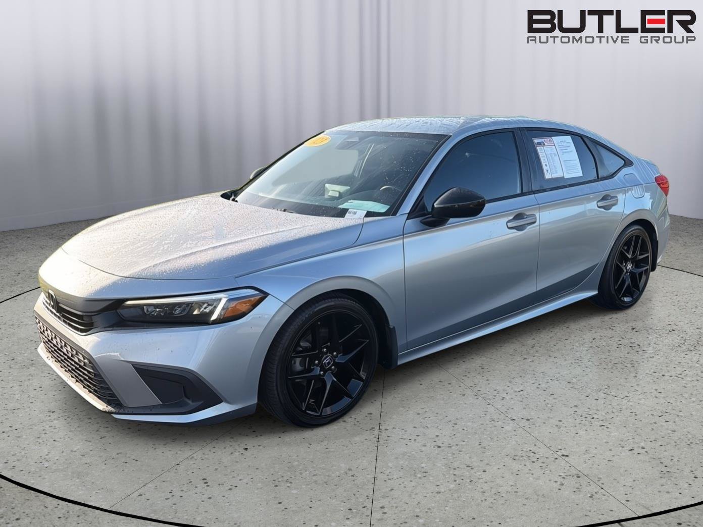 Used 2023 Honda Civic Sport image 2