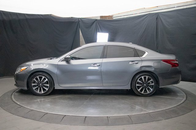 Used 2018 Nissan Altima 2.5 SV image 9