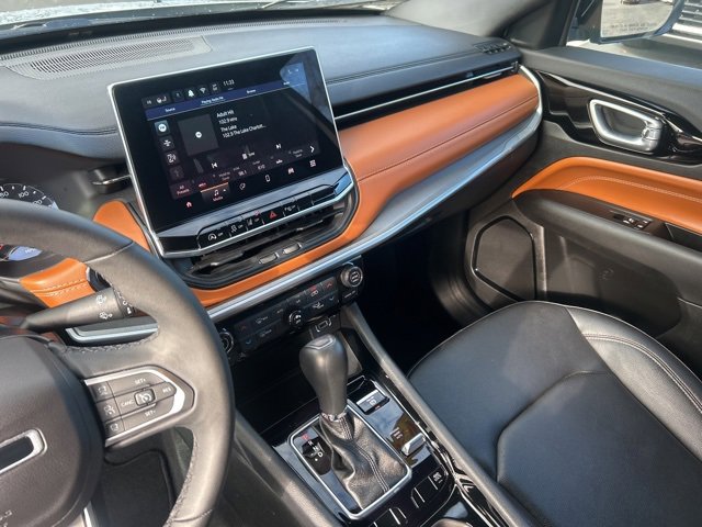 Used 2024 Jeep Compass Limited image 28