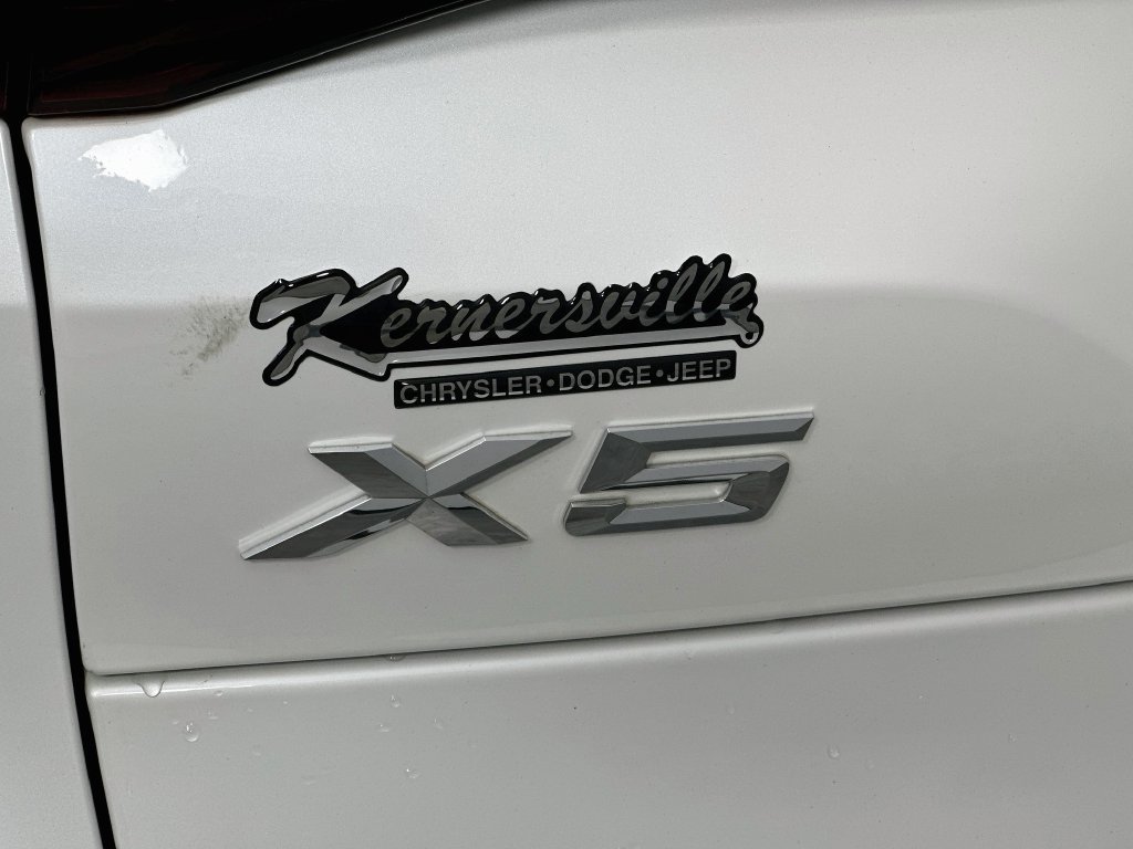 Used 2022 BMW X5 sDrive40i w/ Premium Package RWD image 29