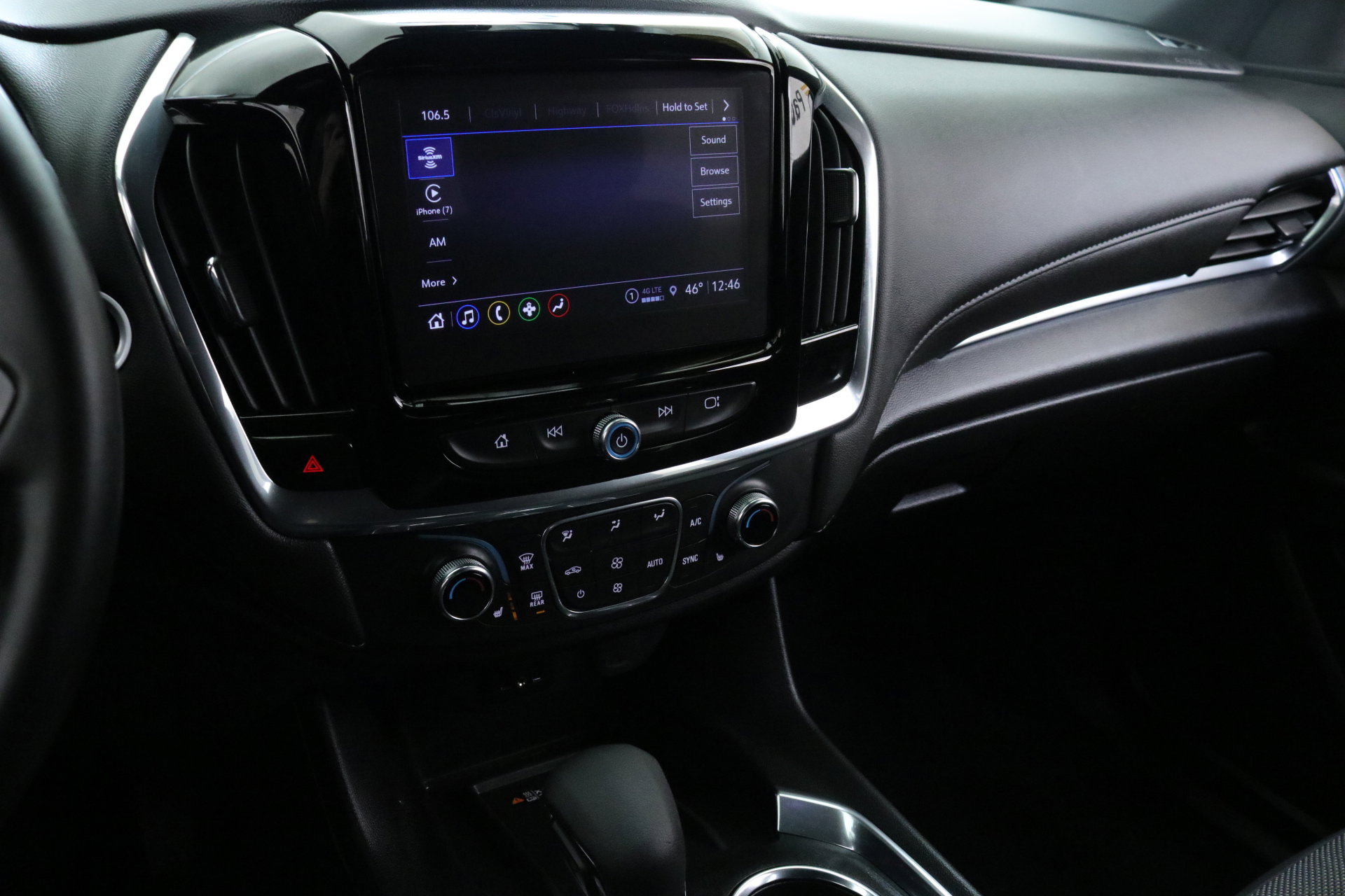 Used 2023 Chevrolet Traverse LT w/ LPO, Floor Liner Package image 16