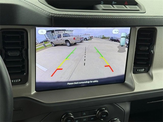 Used 2025 Ford Bronco Outer Banks image 23
