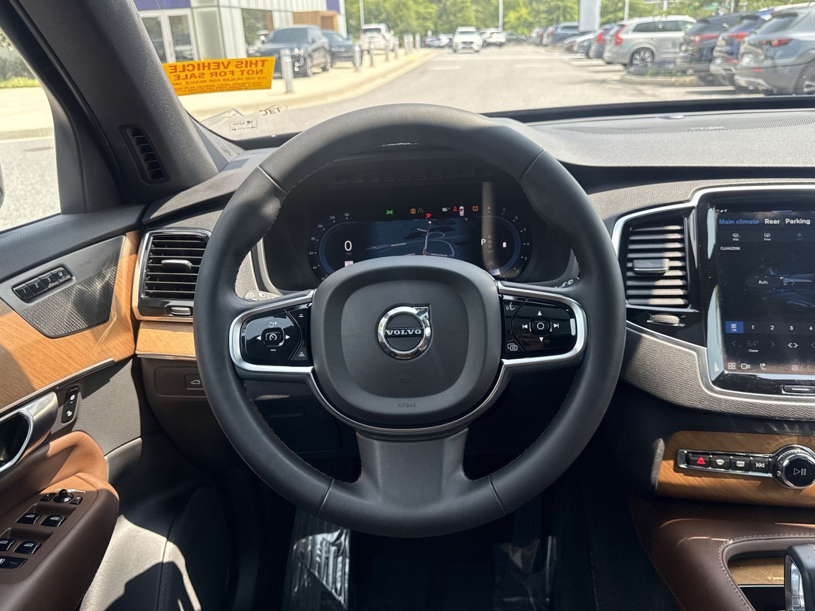 Used 2023 Volvo XC90 B6 Plus w/ Protection Package Premier AWD/4WD image 16