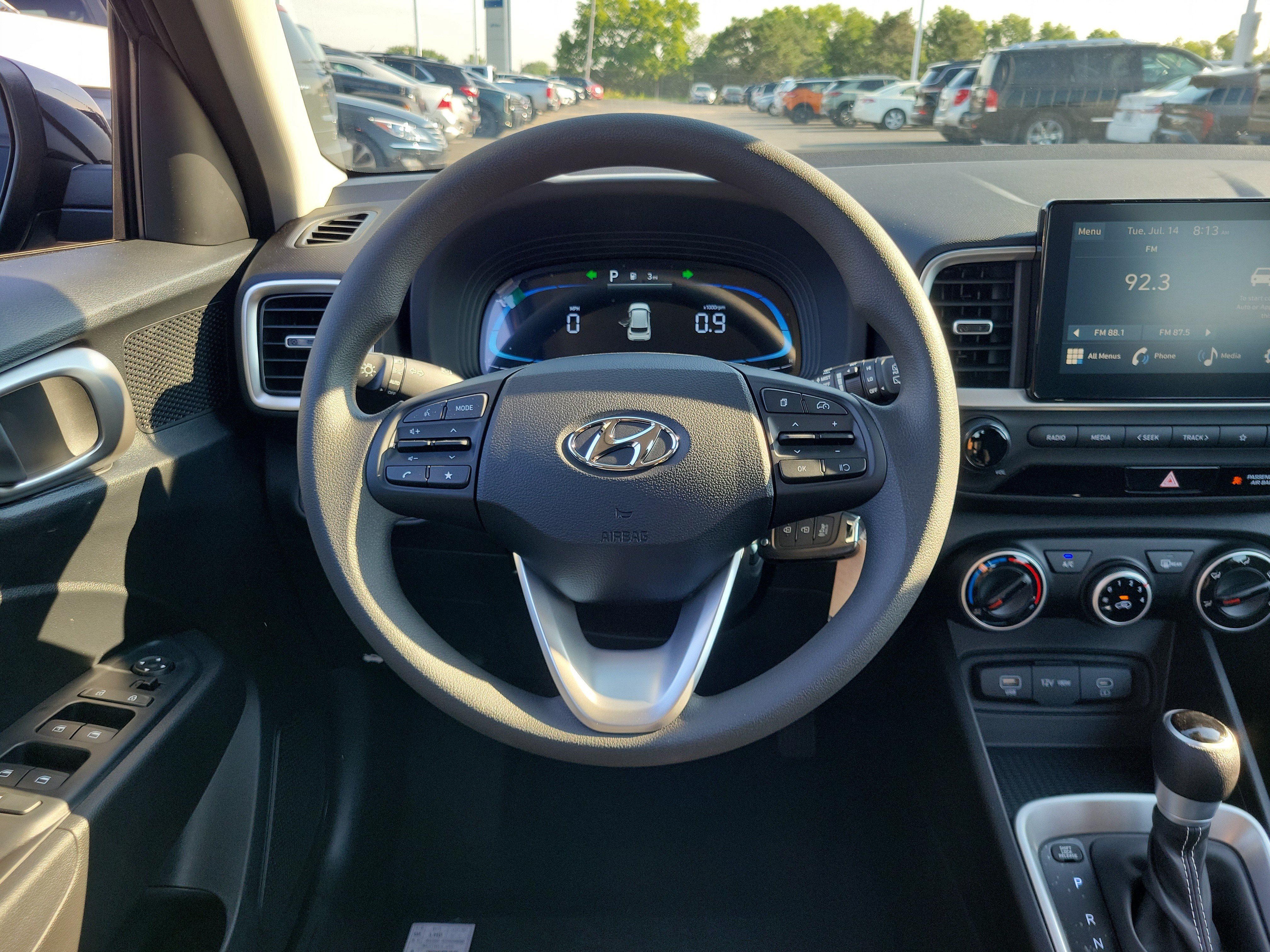 New 2026 Hyundai Venue SE FWD image 8