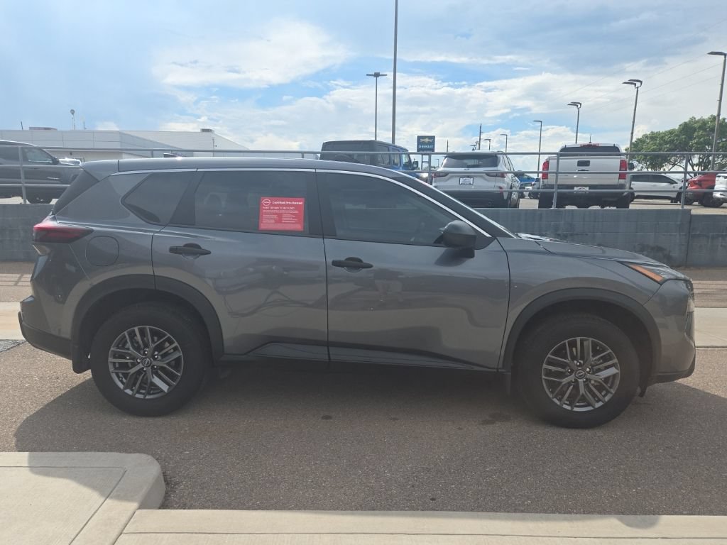 Used 2026 Nissan Rogue S FWD image 4