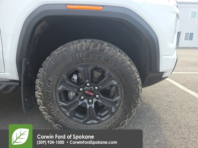 Used 2025 GMC Canyon Elevation w/ Convenience Package AWD/4WD image 2