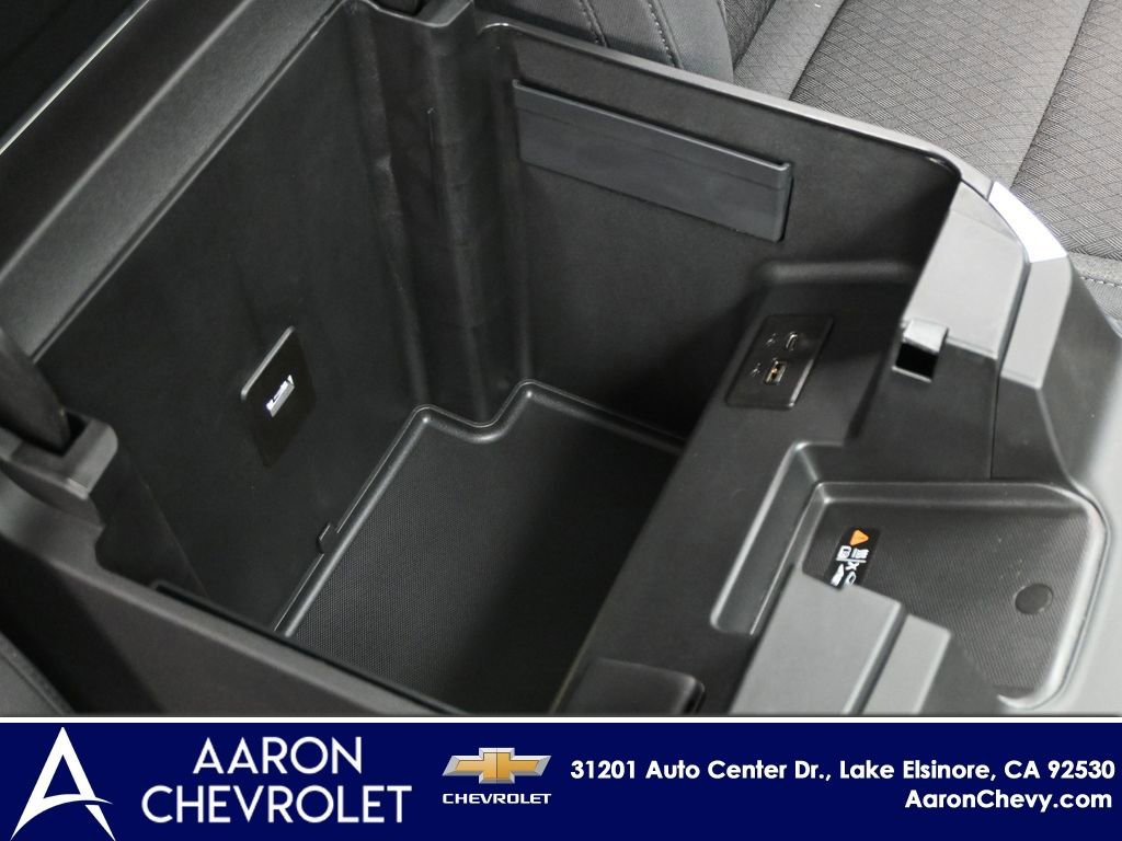 New 2026 Chevrolet Silverado 1500 RST w/ Dark Appearance Package image 36