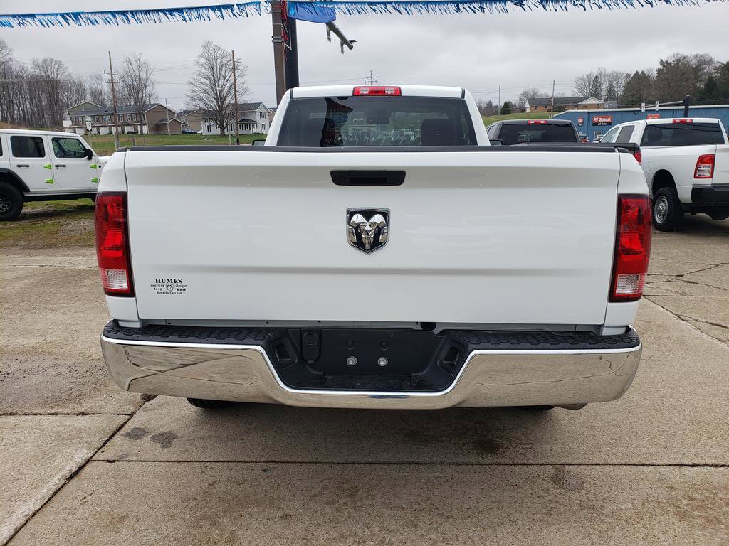 Used 2023 RAM 1500 Classic SLT image 4