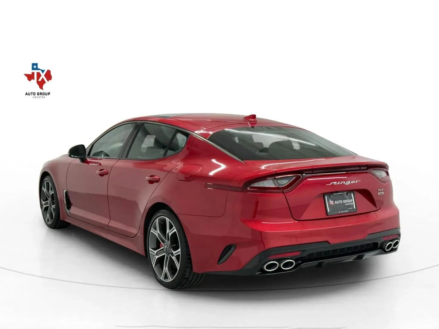 Used 2020 Kia Stinger GT2 image 4