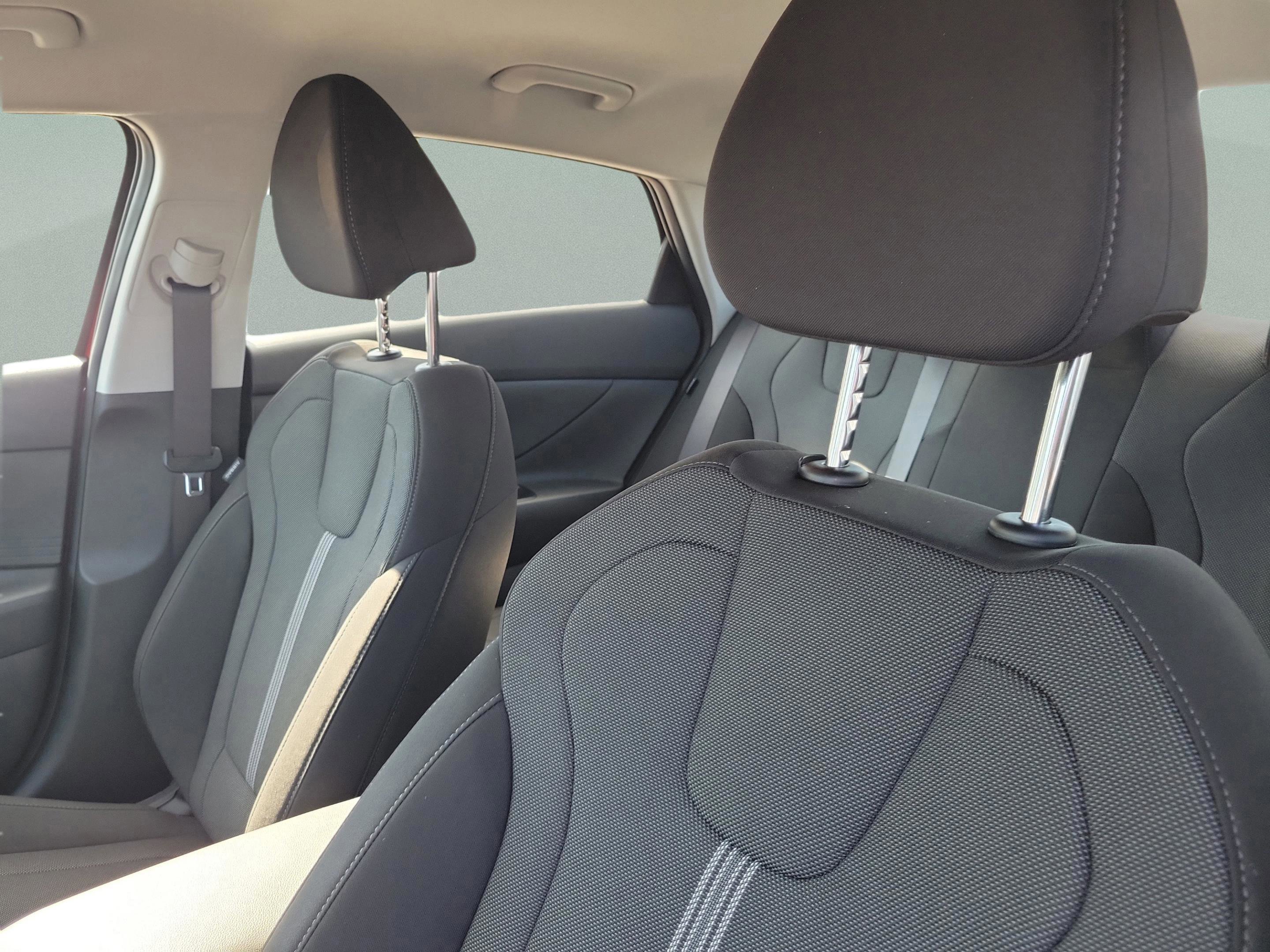 New 2026 Hyundai Elantra SE image 27