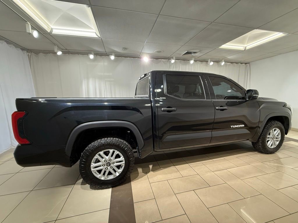Used 2023 Toyota Tundra SR5 w/ SR5 Convenience Package AWD/4WD image 8