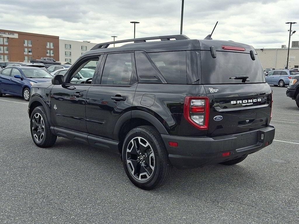 Certified 2024 Ford Bronco Sport Outer Banks w/ Tech Package AWD/4WD image 4