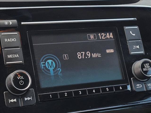 Used 2017 Honda CR-V LX image 7