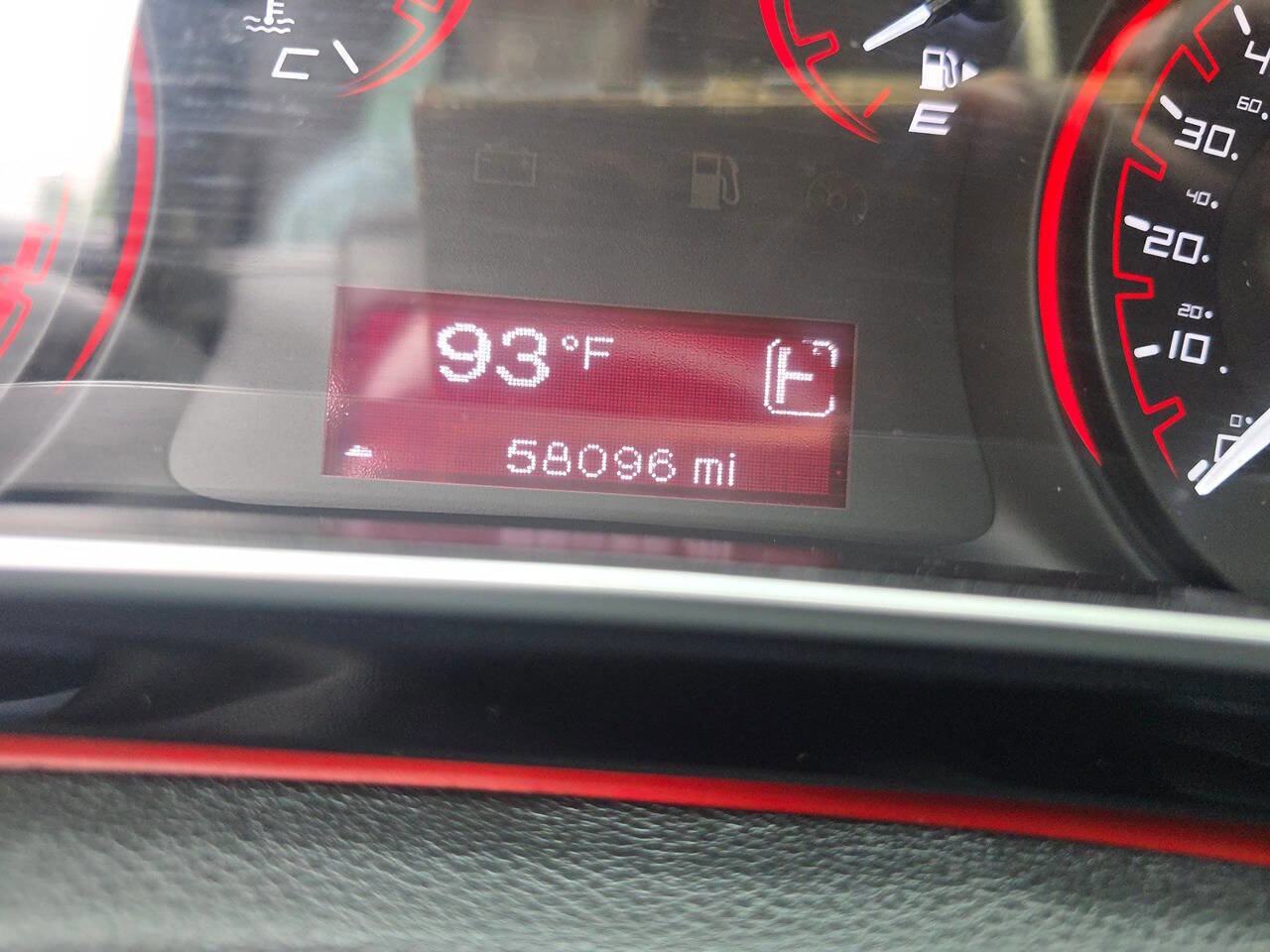 Used 2016 Dodge Dart SXT FWD image 31