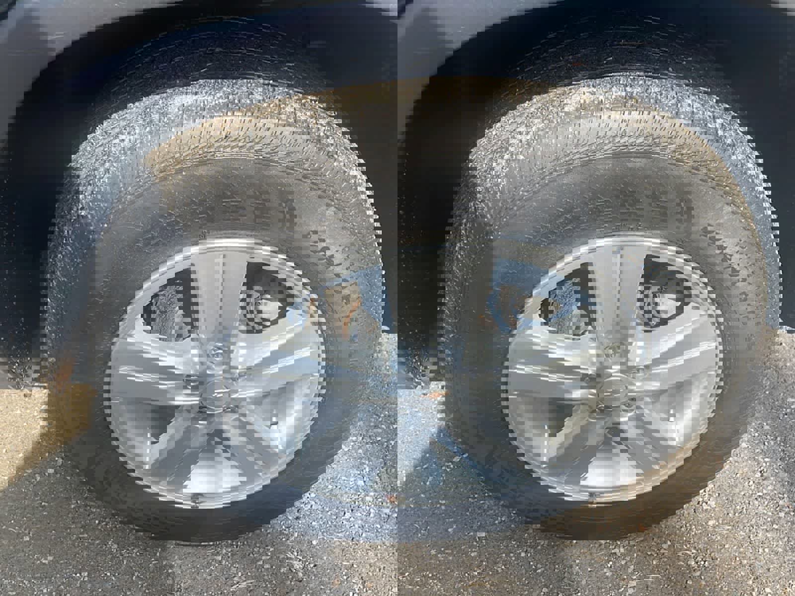 Used 2022 Chevrolet Trax LS w/ Tint and Cruise Package image 21