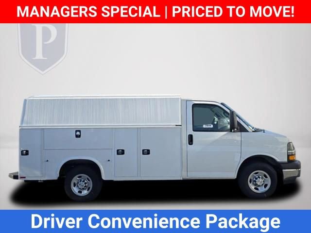 New 2025 Chevrolet Express 3500 w/ Power Convenience Package image 4