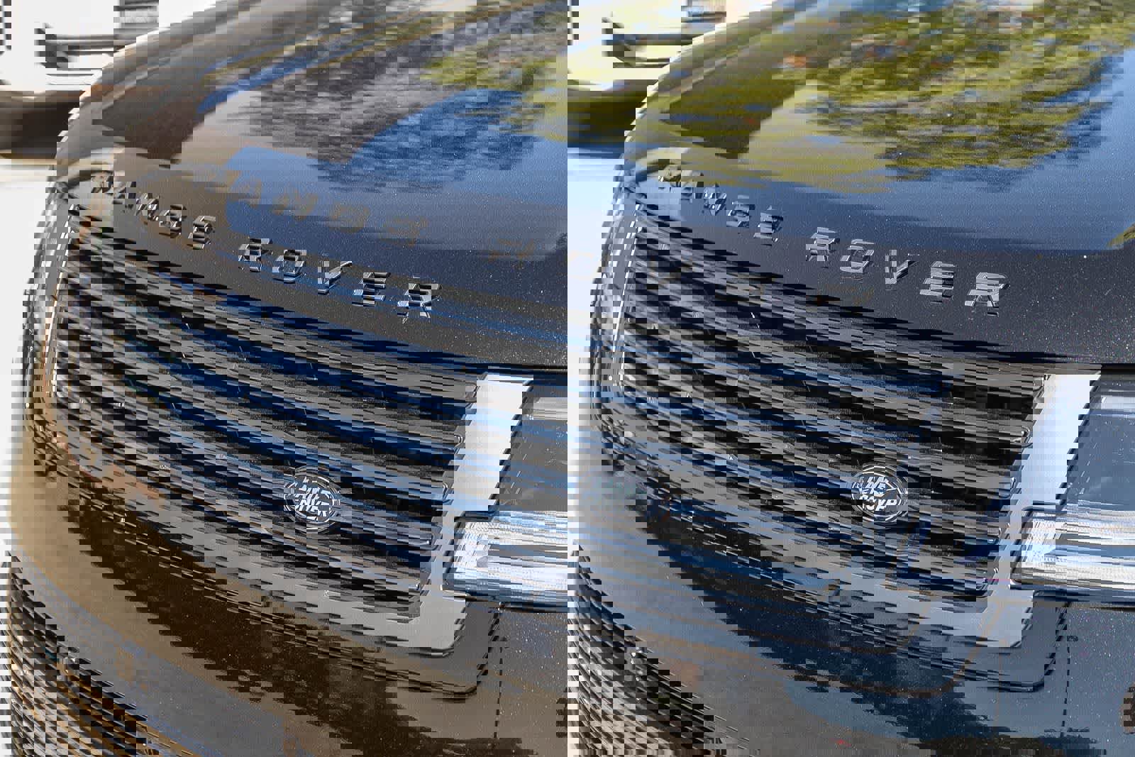 Used 2024 Land Rover Range Rover SV image 10