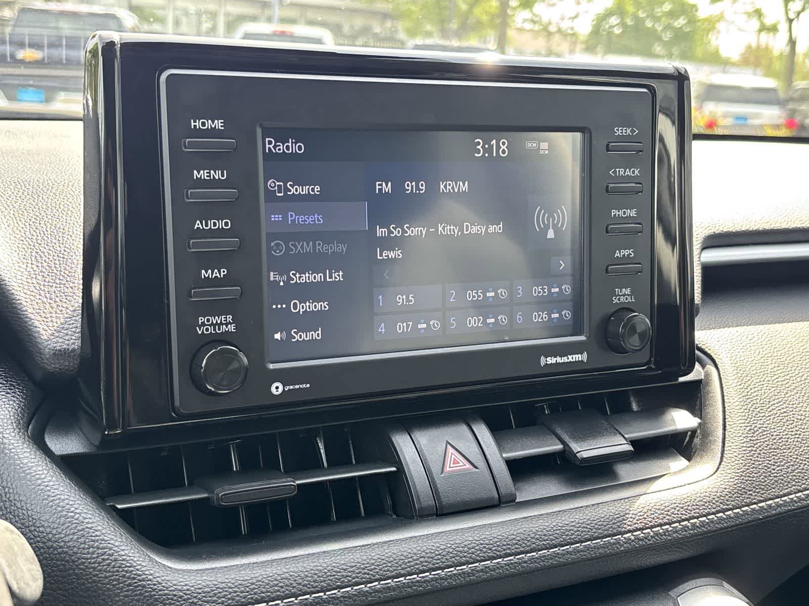 Used 2021 Toyota RAV4 XLE w/ XLE Grade Weather Package AWD/4WD image 19