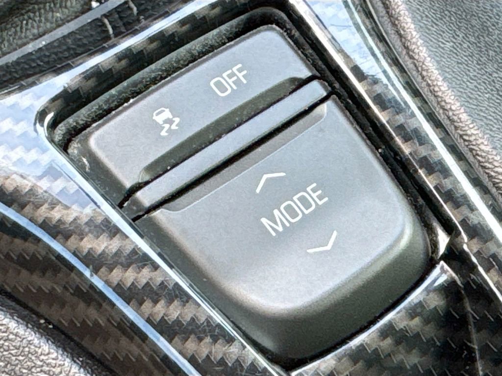 Used 2017 Chevrolet Camaro SS image 20