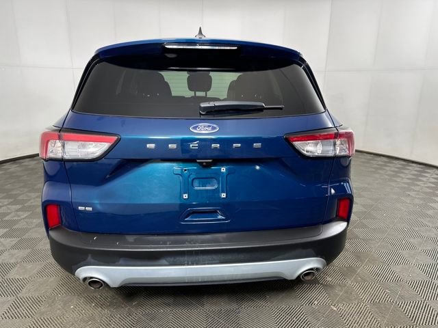 Used 2020 Ford Escape SE image 4