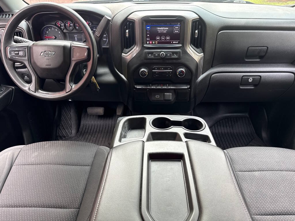 Used 2020 Chevrolet Silverado 1500 Custom Trail Boss w/ Custom Convenience Package AWD/4WD image 18