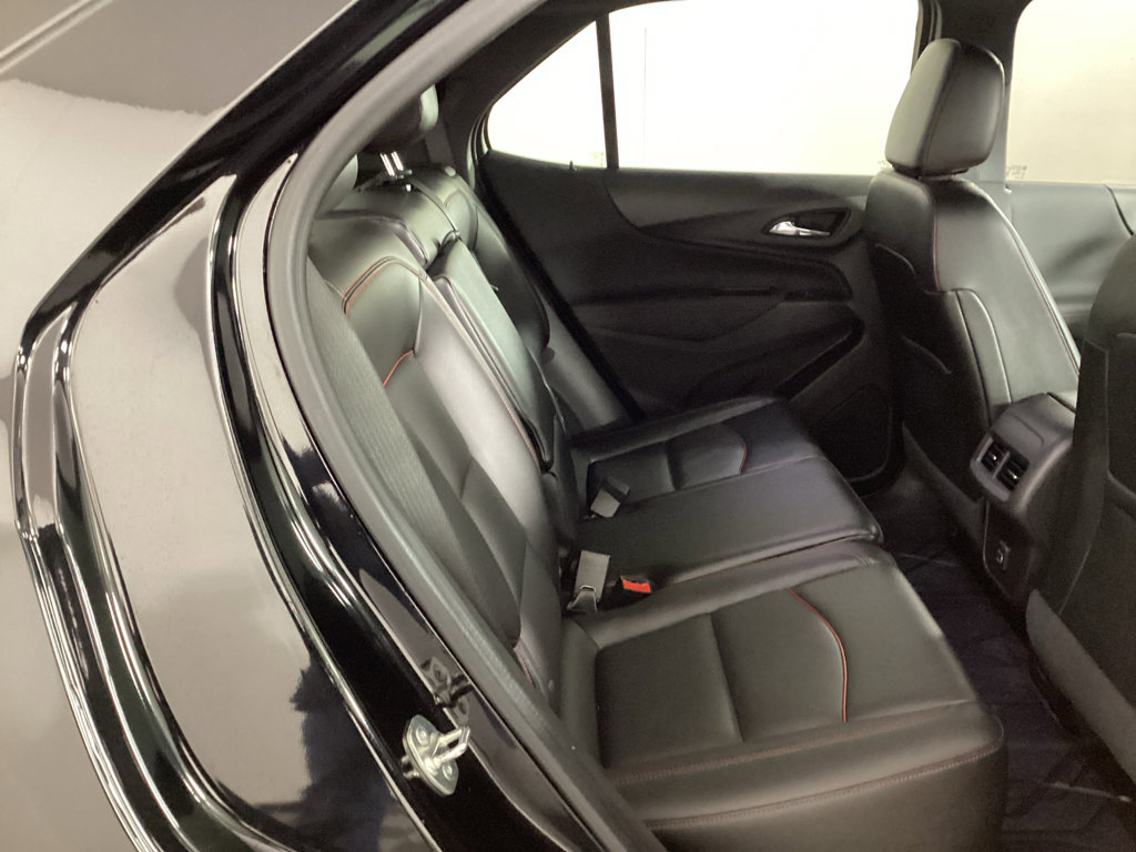 Used 2024 Chevrolet Equinox RS w/ RS Leather Package AWD/4WD image 10