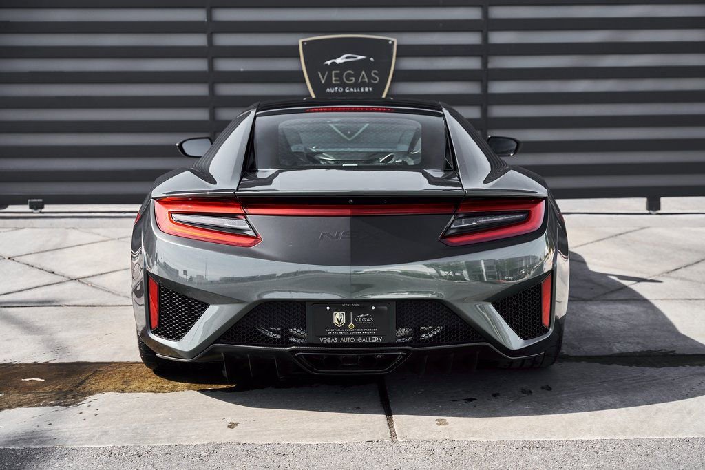 Used 2017 Acura NSX image 18