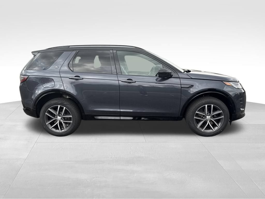 New 2025 Land Rover Discovery Sport Dynamic SE AWD/4WD image 5