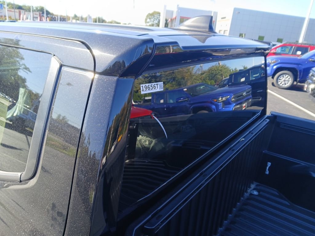 New 2025 Toyota Tacoma TRD Off-Road image 8