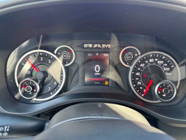 New 2026 RAM 1500 4x4 Crew Cab image 26