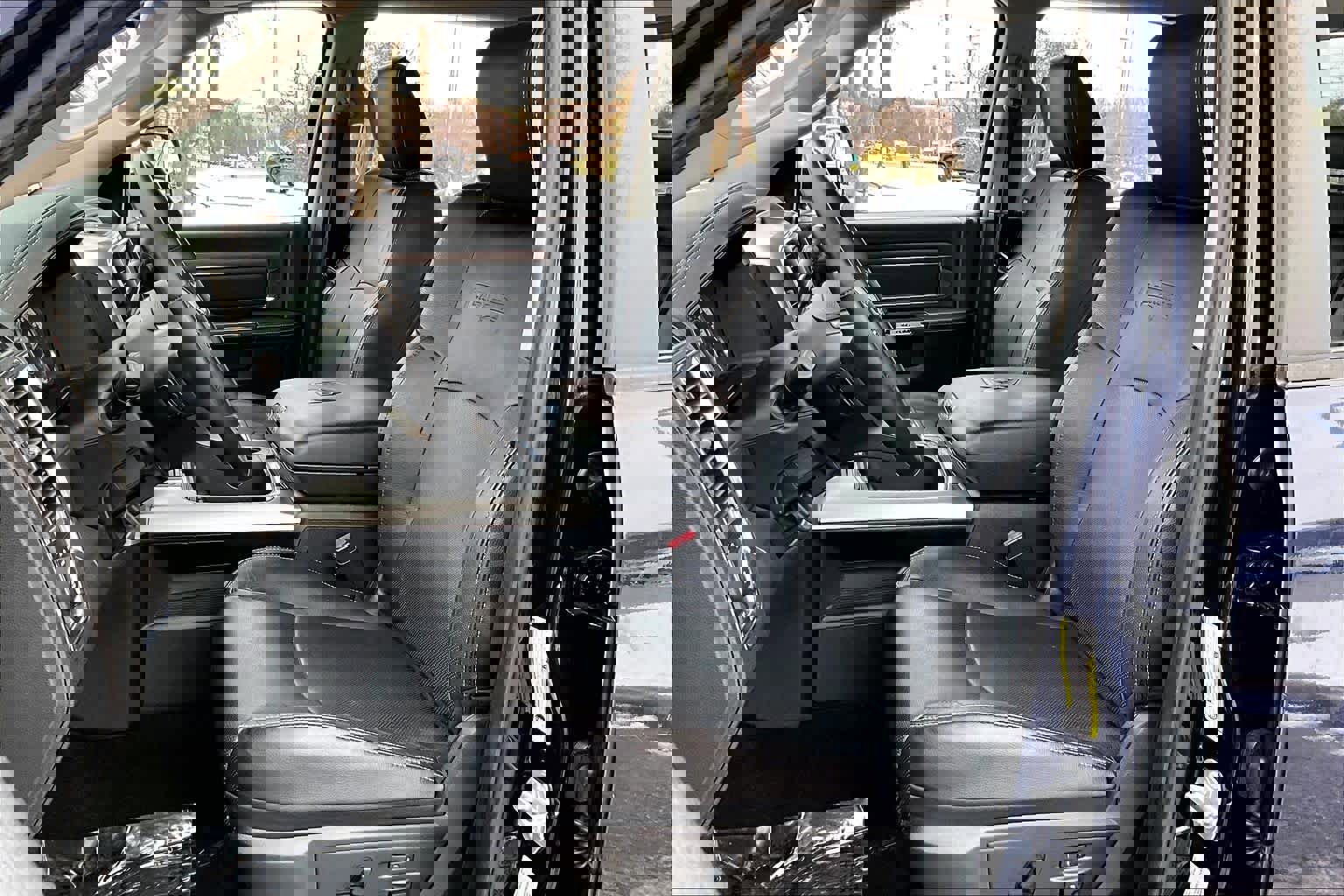 Used 2016 RAM 2500 Laramie image 7