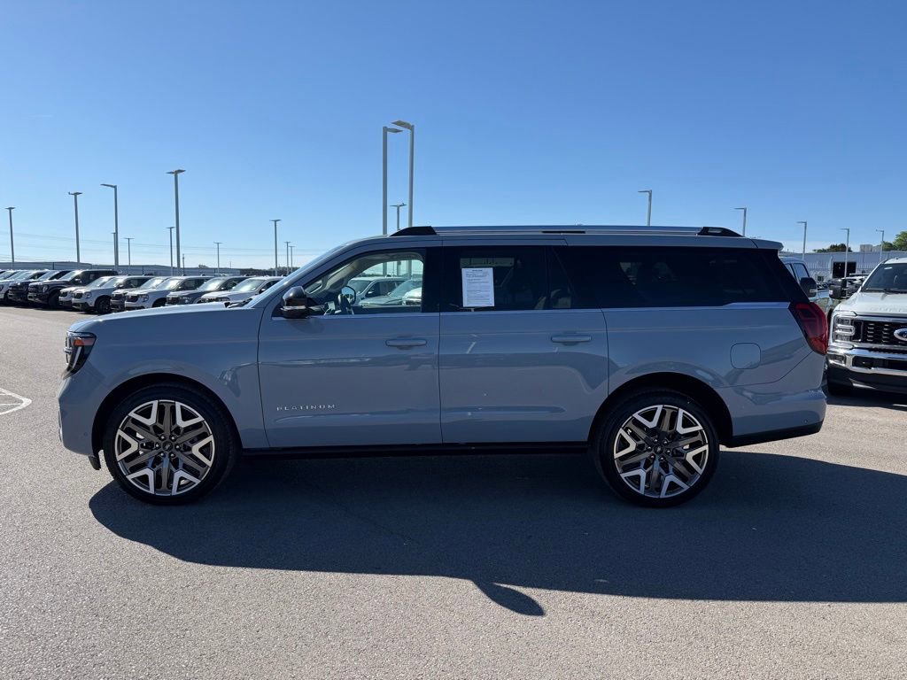 Used 2025 Ford Expedition Max Platinum w/ Platinum Ultimate Package AWD/4WD image 40