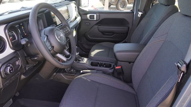 New 2026 Jeep Gladiator Sport AWD/4WD image 17