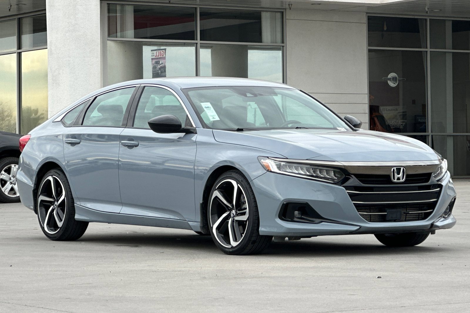 Used 2022 Honda Accord Sport image 8