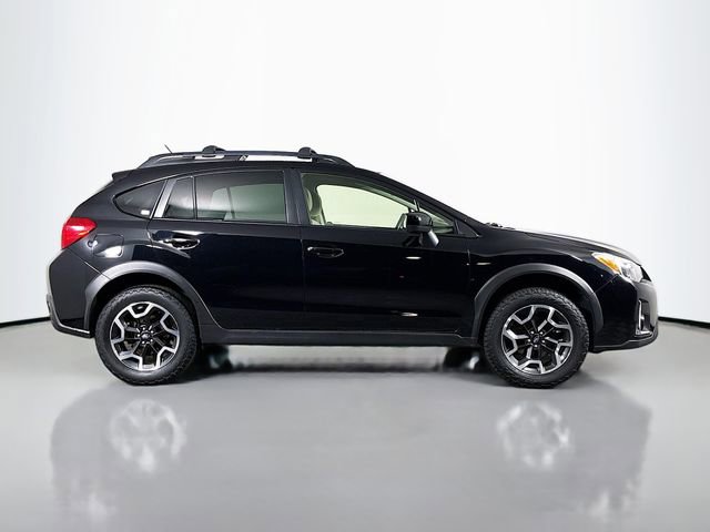 Used 2017 Subaru Crosstrek 2.0i Premium w/ Moonroof Package image 8
