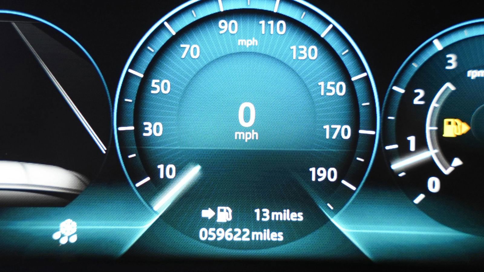 Used 2018 Jaguar F-PACE Prestige image 36