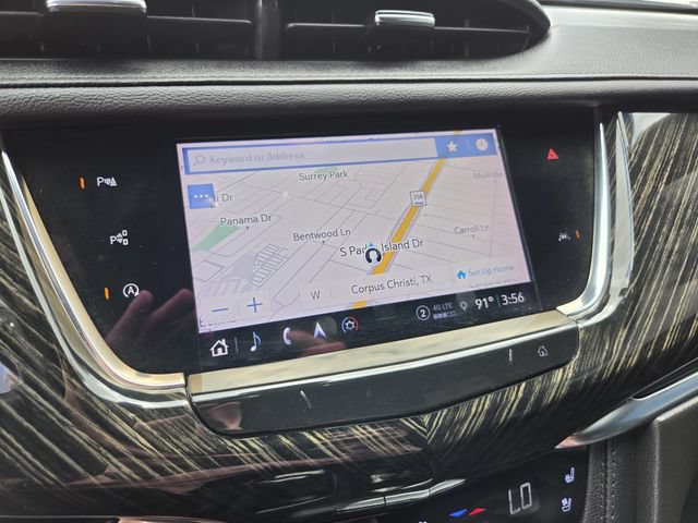Used 2023 Cadillac XT6 Premium Luxury w/ Technology Package FWD image 9