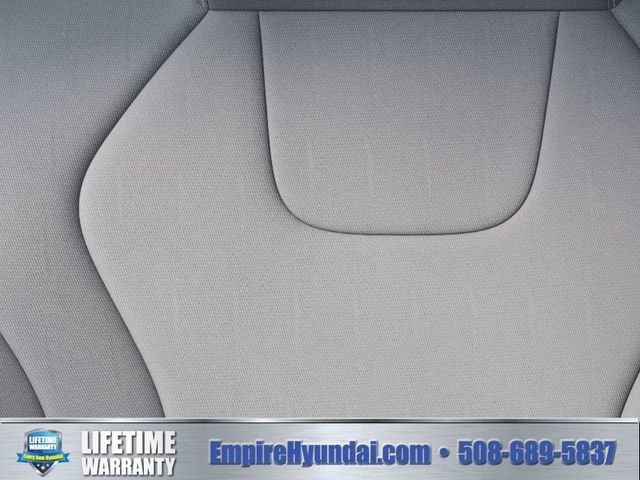 New 2026 Hyundai Elantra SE image 17