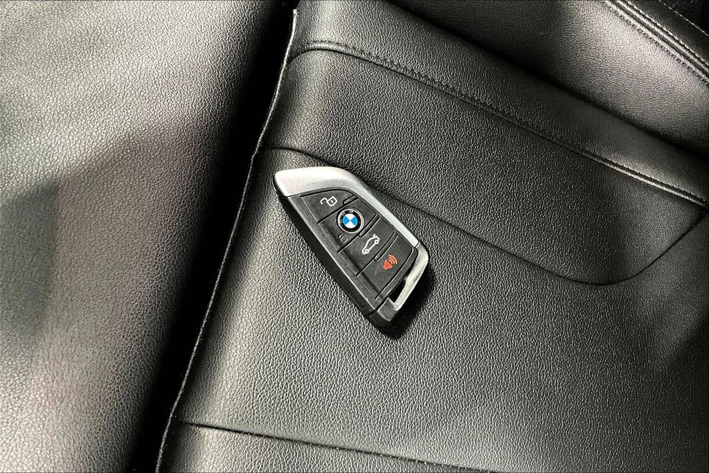 Certified 2025 BMW Z4 sDrive30i image 13