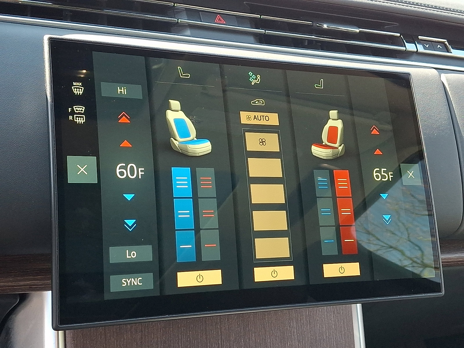 Used 2025 Land Rover Range Rover Long Wheelbase SE image 25