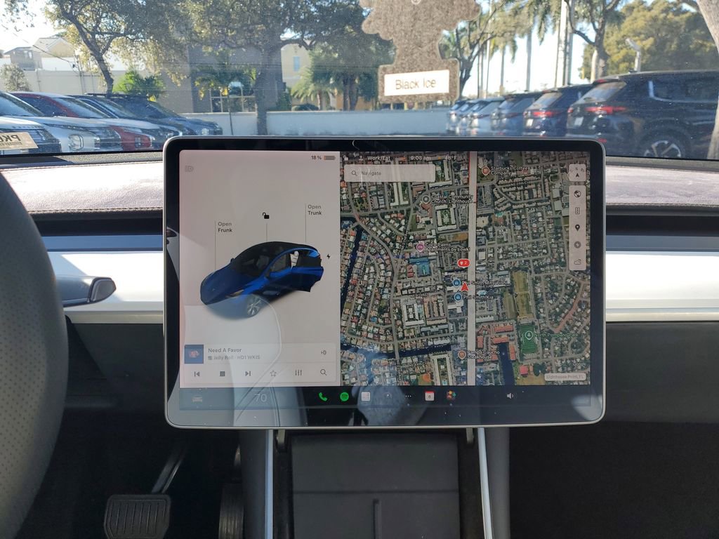 Used 2020 Tesla Model Y Long Range image 21