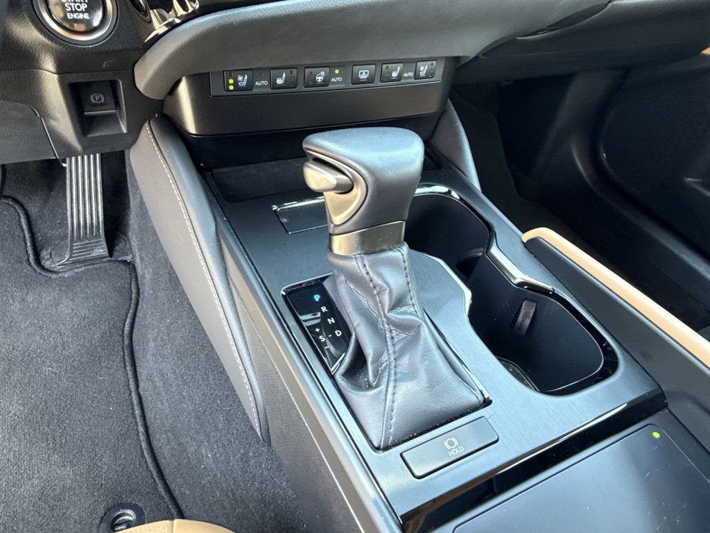 Used 2025 Lexus ES 350 w/ Premium Package image 20
