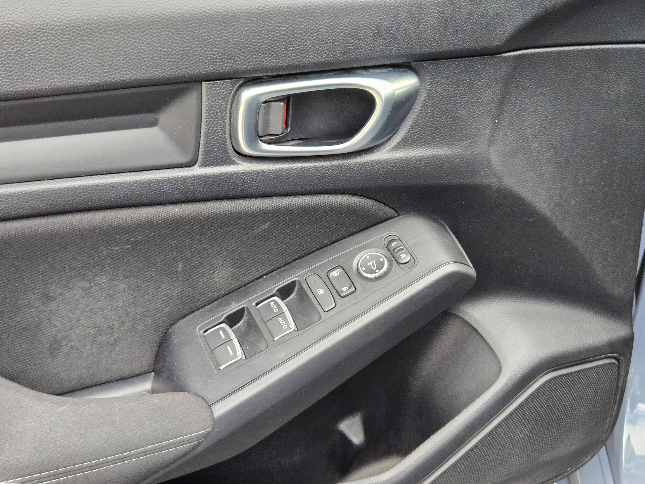 Used 2022 Honda Civic Sport image 9