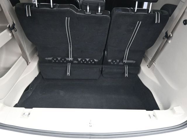 Used 2024 Chrysler Pacifica Touring-L image 22