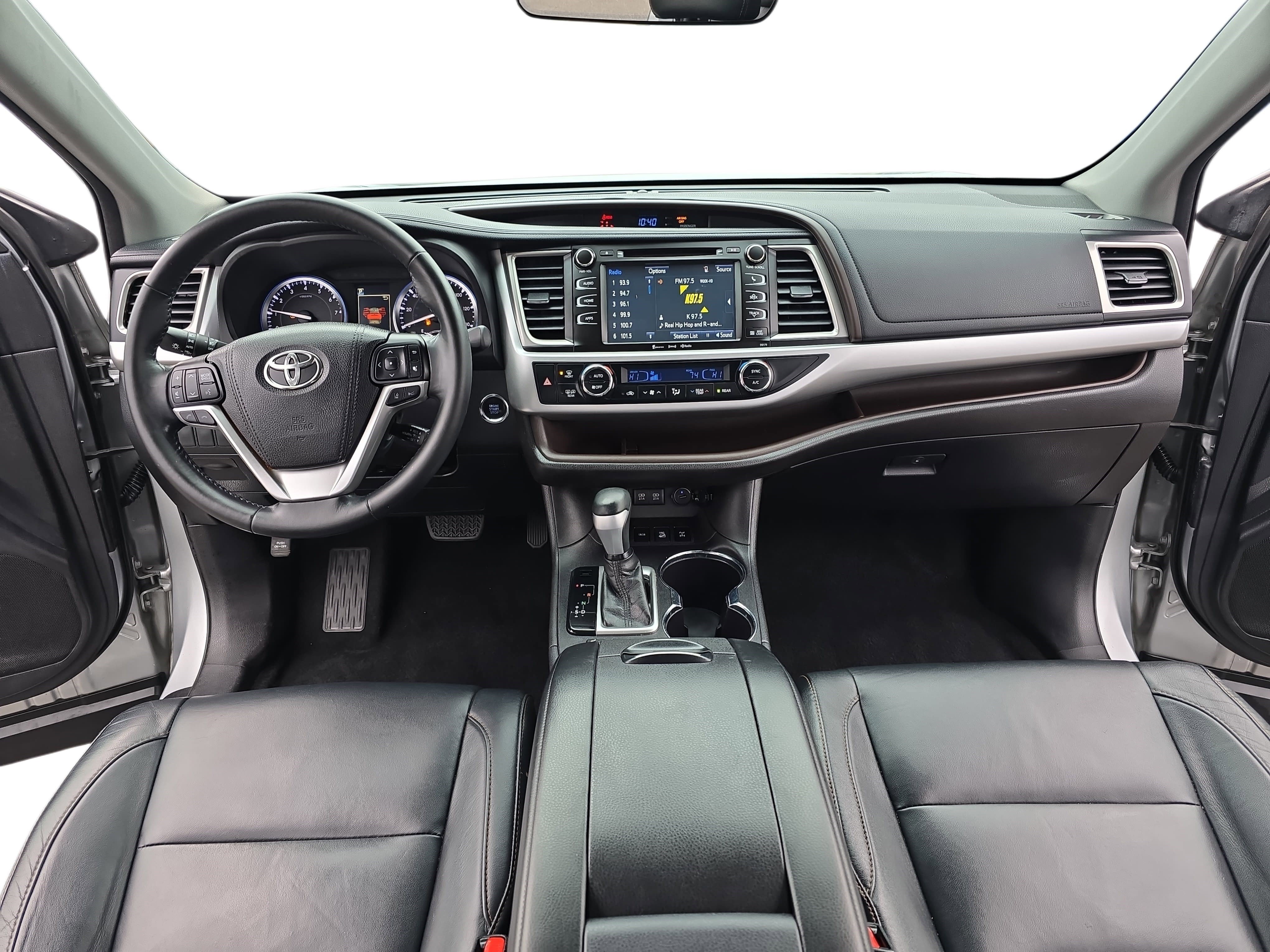 Used 2018 Toyota Highlander XLE image 9