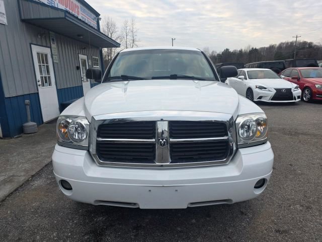 Used 2006 Dodge Dakota SLT w/ Trailer Tow Group image 2