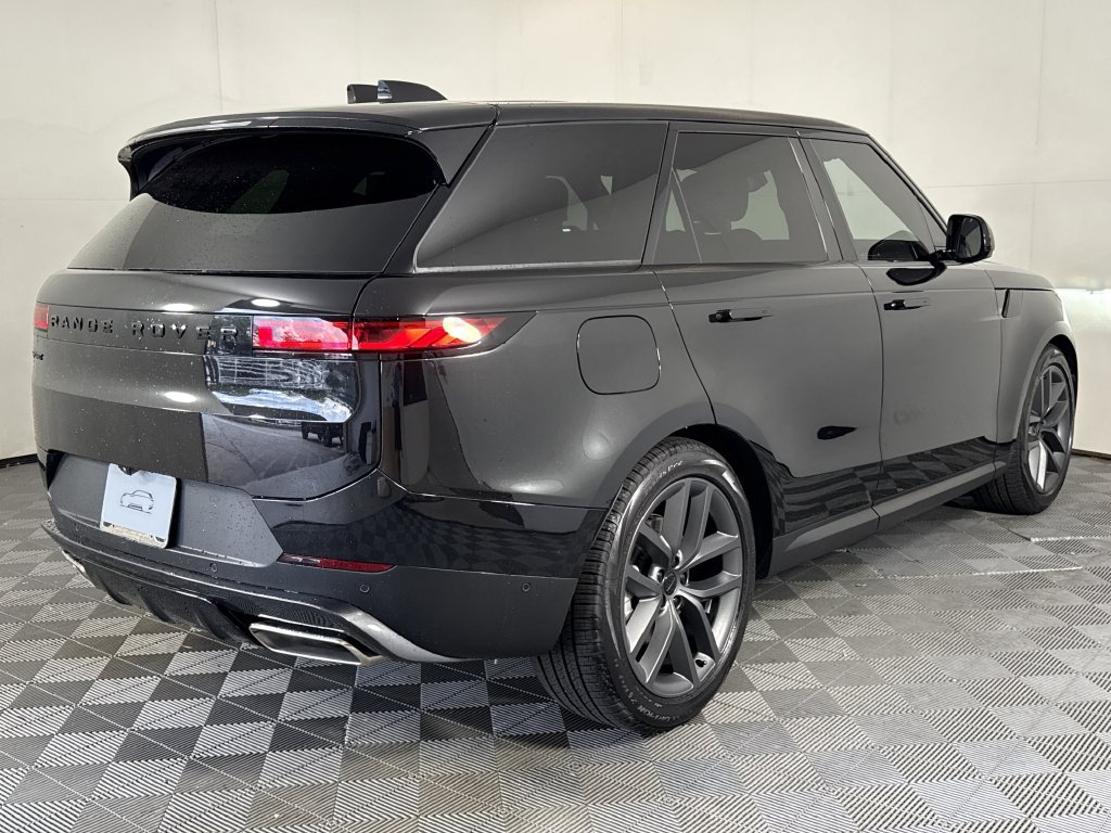 New 2027 Land Rover Range Rover Sport SE AWD/4WD image 7