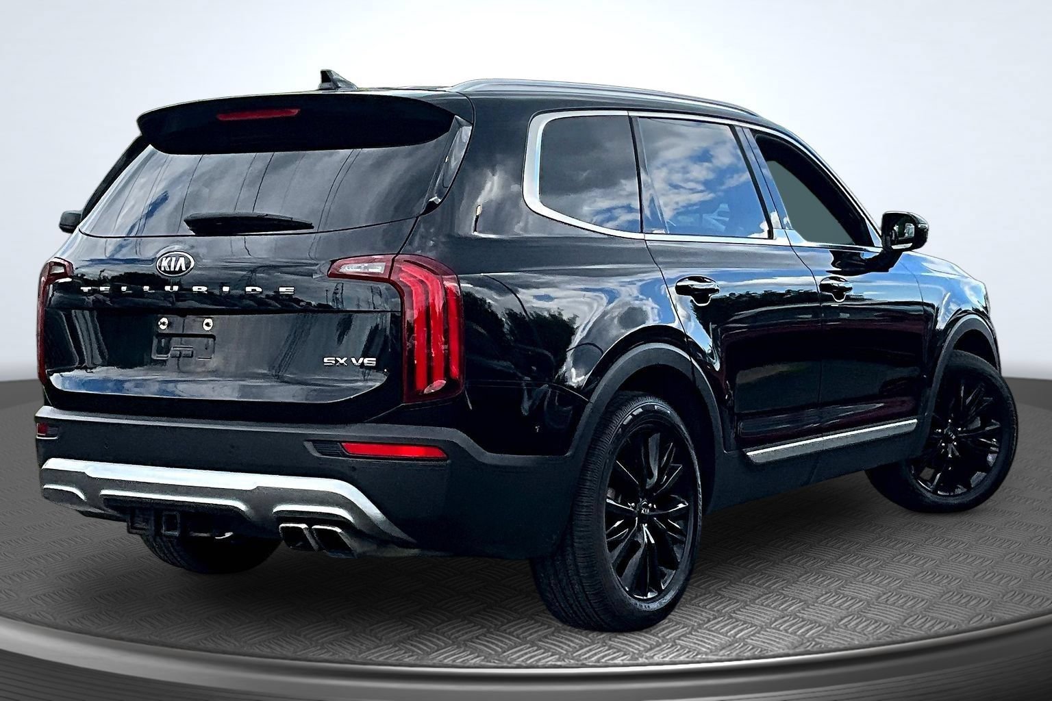Used 2020 Kia Telluride SX w/ Towing Package FWD image 5