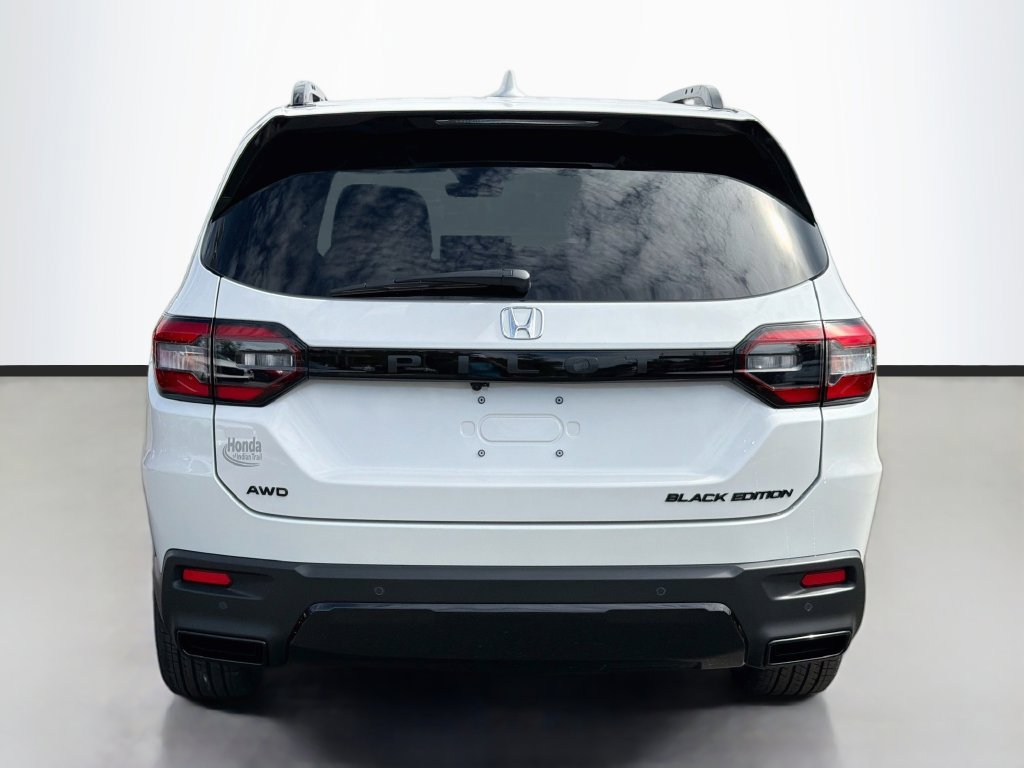 New 2026 Honda Pilot Black Edition image 7